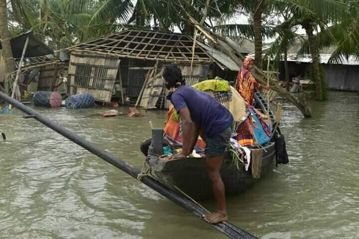 颱風「安攀」是孟加拉灣地區有史以來的最強風暴，破壞力巨大，大量房屋被摧毀。（攝影︰樂施會孟加拉辦公室）