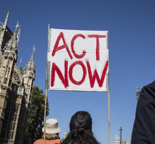 Image of NGOs win historic victory against French State for failing to tackle climate change