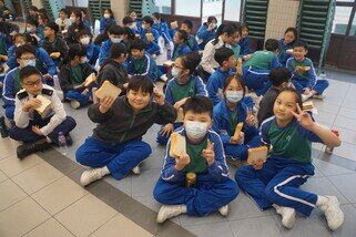 School organised Hunger Banquet fundraising activity. Students experienced dining as either people from poverty or wealthy backgrounds to understand and reflect on the issues of unequal resource distribution.