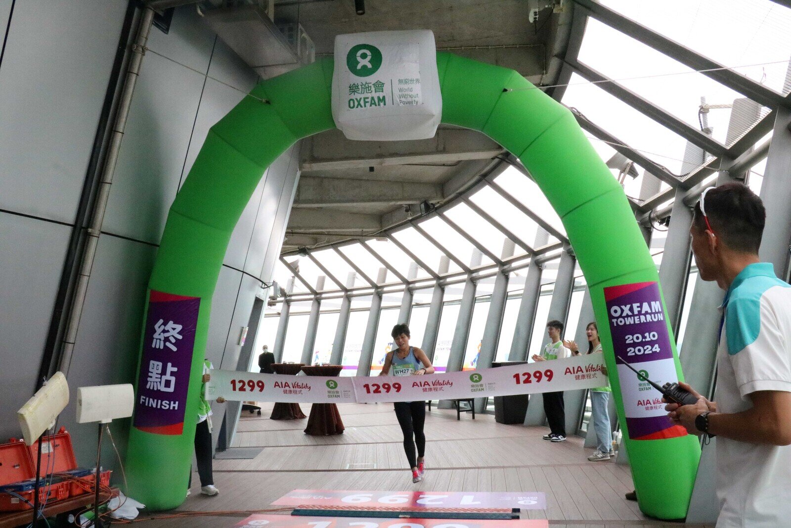 In the ‘Individual Challenge’ women’s race for the half tower, the champion was Tan Michele Bee Kiang, who finished the race in 5 minutes and 8 seconds and broke the record.