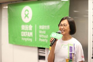 Brenda Wong, Fundraising Manager (Events) of Oxfam Hong Kong, briefed walkers and their support teams on event details and safety measures. She also introduced the new environmental measure that will be launched this year.