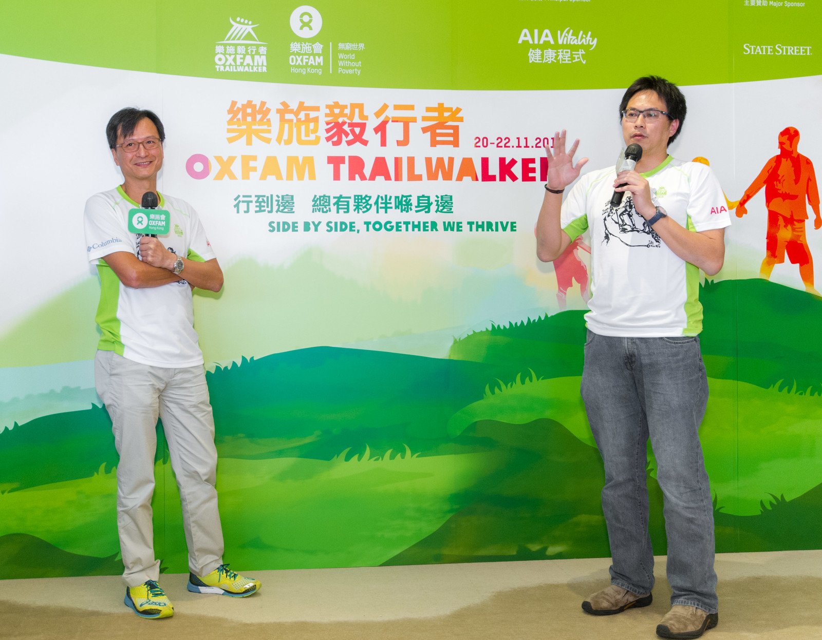 Dr. Kenneth Wu (left), Dr. Chau Chi Wai (right)– representatives of the Kowloon Central Cluster – and their medical team started preparing six months before the Oxfam Trailwalker event.