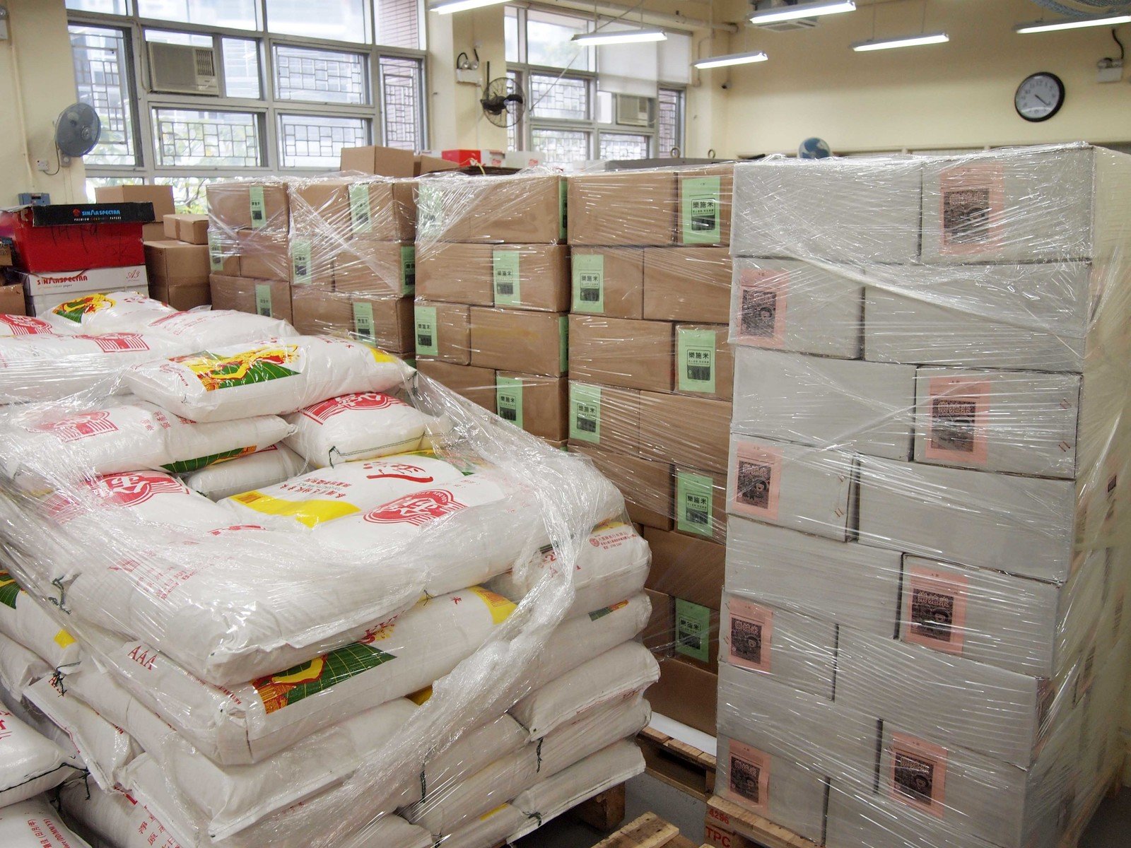 13吨白米已分装为130,000包乐施米，以迎接于港澳两地举行的「乐施米义卖大行动」。