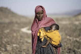 Mako and her husband Mahamud are pastoralist farmers living in the Somali region of Ethiopia. In the past few years, they have been affected by severe drought. Oxfam is working to help pastoralist farmers like Mako and Mahamud to diversify their sources of income and grow crops that are more resistant to droughts. (Photo: Kieran Doherty / Oxfam)