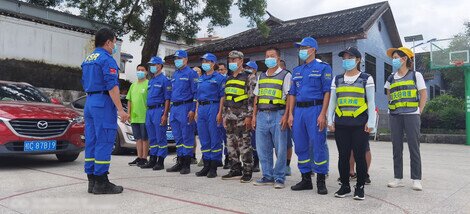 Blue Sky Rescue, Oxfam's local partner organisation in Guilin