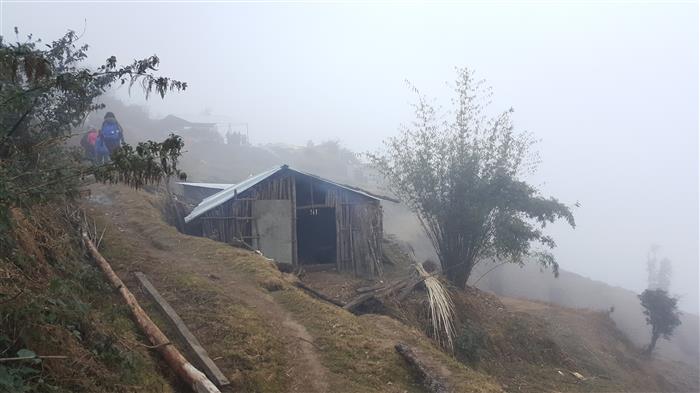 Visiting Nepalese suffered from the earthquake in 2015