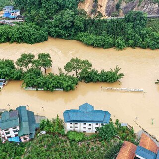 Floods in Southern China 2020 