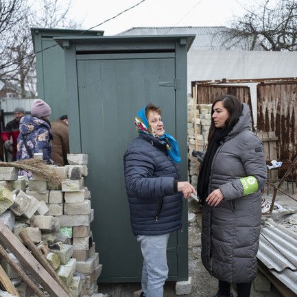RS353199_Ukraine conflict_ 1 year on - delivery of latrines-lpr.jpg